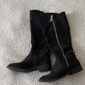 Steve Madden Black Heeled Boots with Zipper